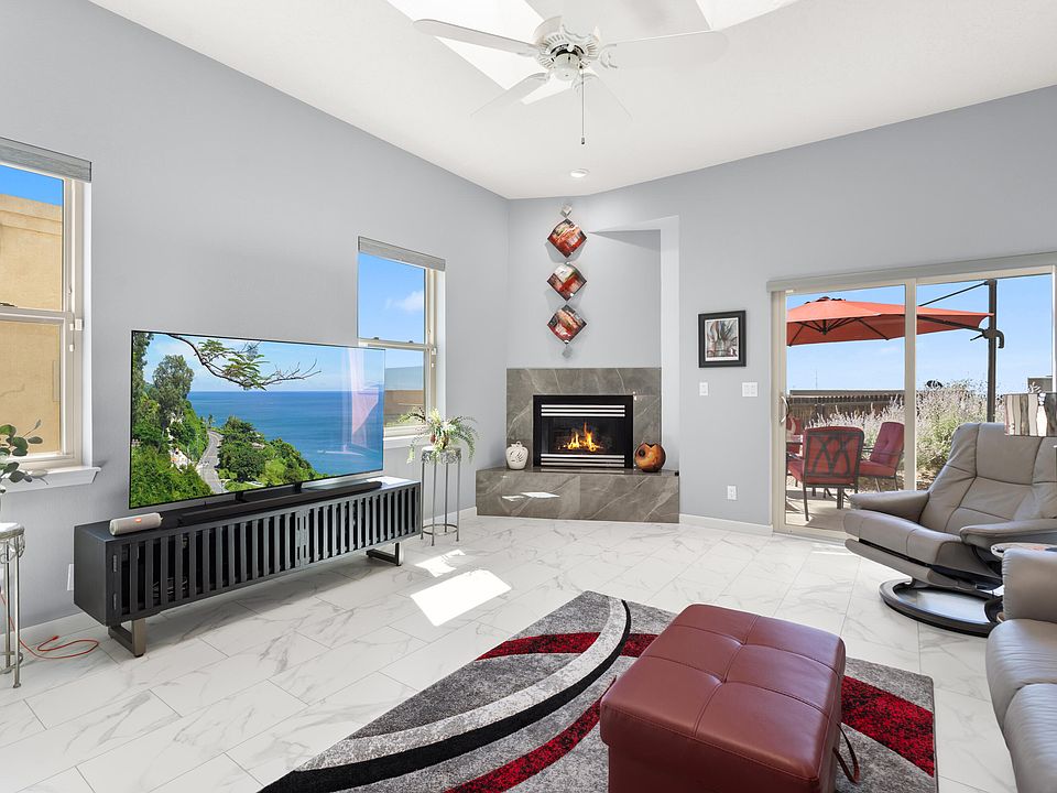 1st image of 3332 Esplanade Cir SE
