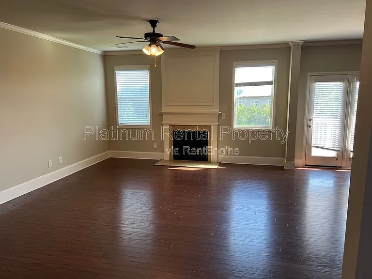 4770 Leatherstone Way — Photo 6