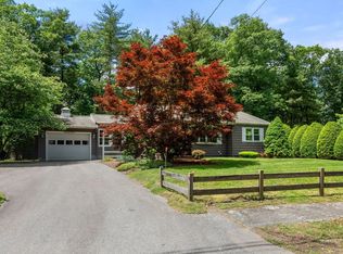 10 Davis Rd, Hudson, MA 01749