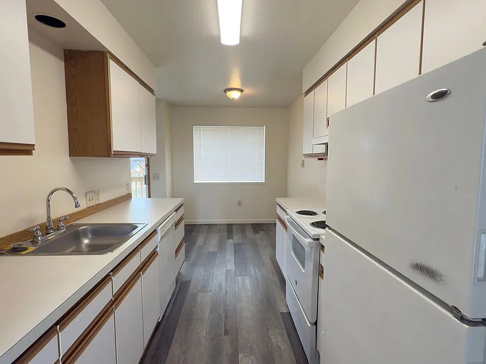 518 Jetty St, Hammond, OR 97121