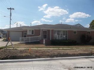 100 Park St, Bellevue, IA 52031