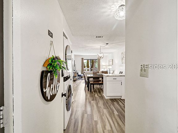 4th image of 45 Folly Field Rd APT 5H