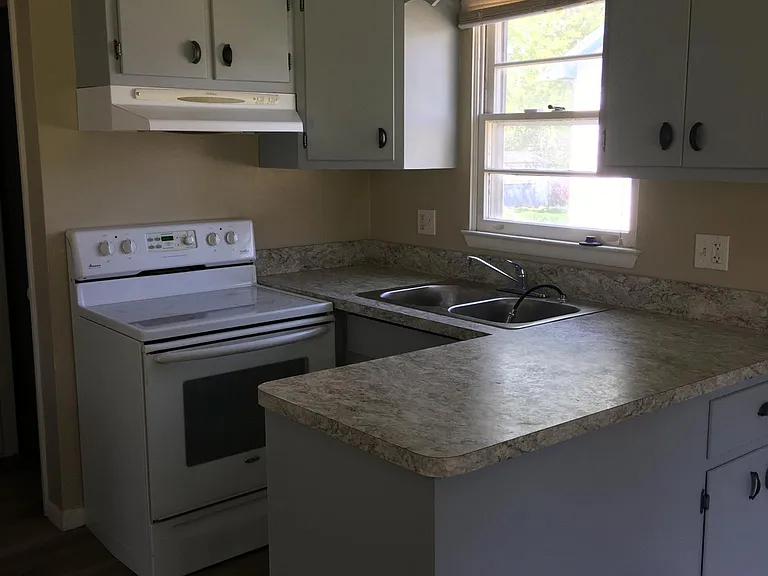 5083 Wardcliff Dr — Photo 12
