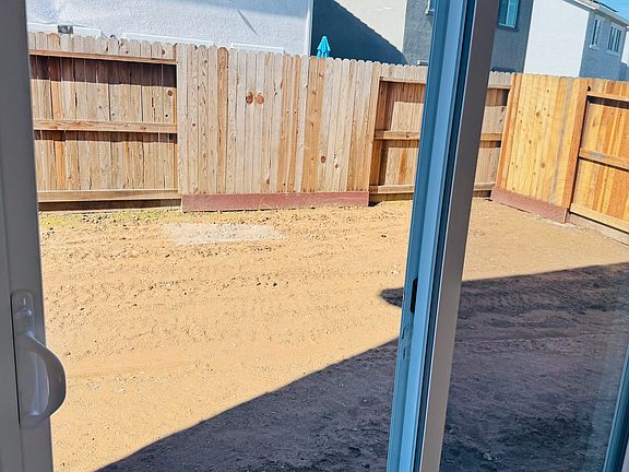 4th image of 8041 Whippersnapper Way #A