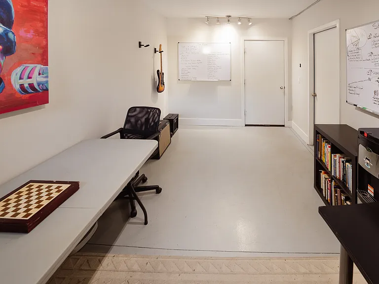 2476 Champa St — Photo 21