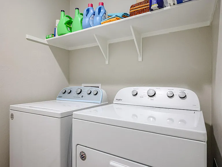 8924 W Bethany Heights Dr — Photo 23