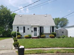 17 Eckhardt Ter, North Arlington, NJ 07031