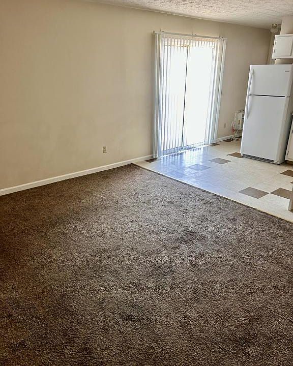 1st image of 329 Boyd St APT 23