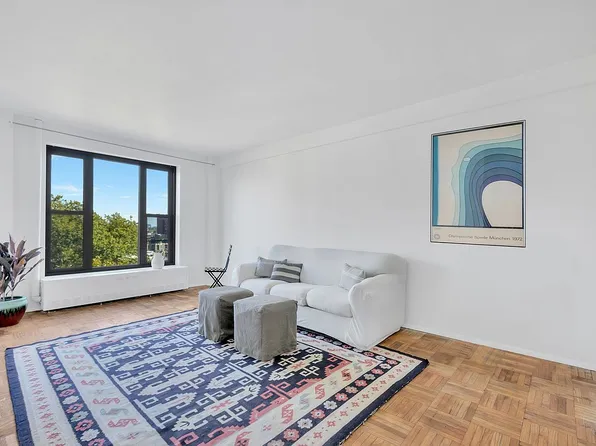355 Clinton Ave APT 7H, Brooklyn, NY 11238