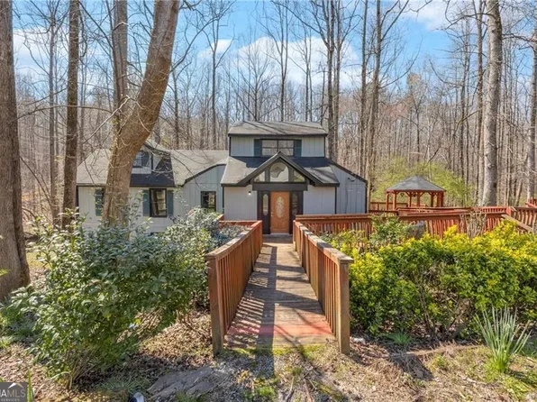 127 Mountainside Dr E, Dawsonville, GA 30534