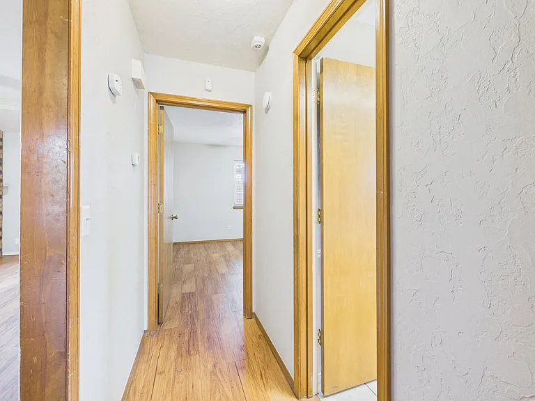 5822 Syracuse Dr — Photo 36