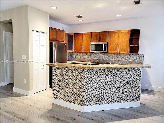 2nd image of 11471 NW 75th Ln #0