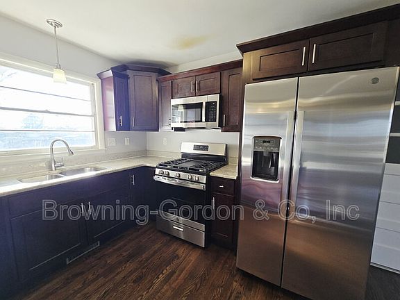 2nd image of 2817 Paden Dr