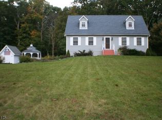 16 Chubby Ln, Montague, NJ 07827