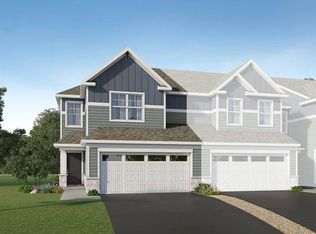 1046 Anmeadle Row, Rosemount, MN 55068