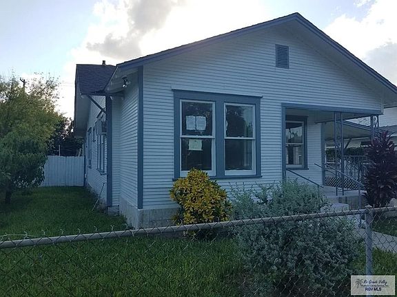 2nd image of 402 E Saint Francis St