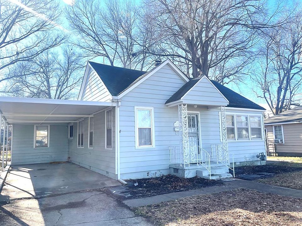 1st image of 322 W Barton Ave