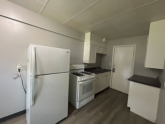 3rd image of 2930 5th Ave #21