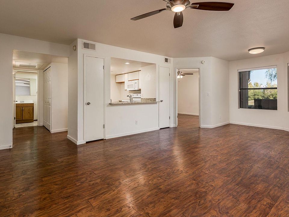 2nd image of 4850 E Desert Cove Ave Unit 128