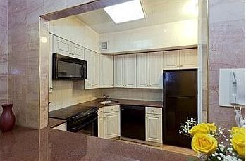 5th image of 164-168 Pearl St #3B