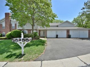 980 Windstream Dr, Saint Peters, MO