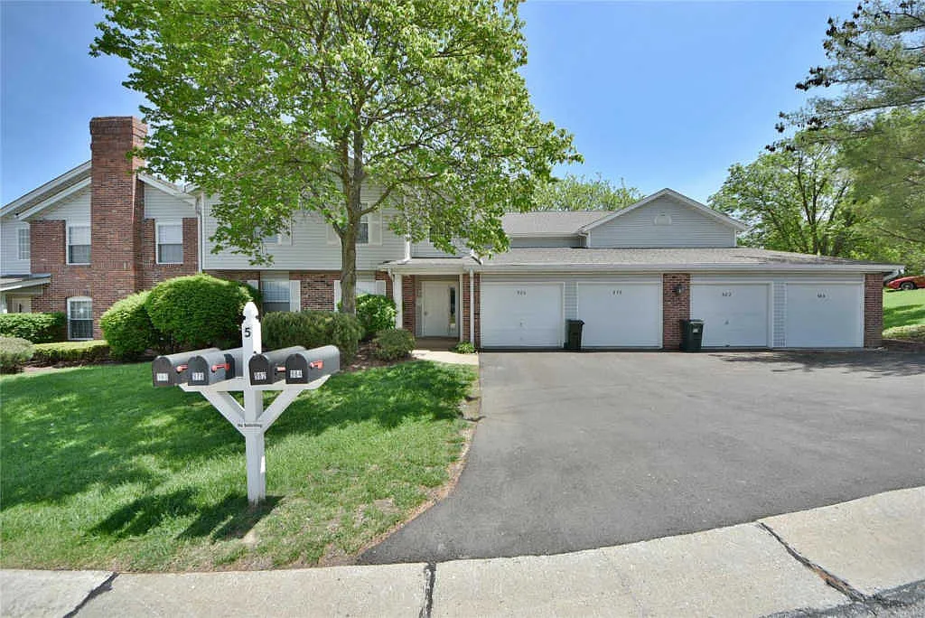980 Windstream Dr photo 1