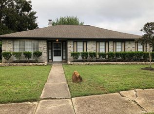 12826 Huntington Field Dr, Houston, TX 77099