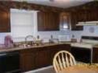 1485 Giles Byrd Rd, Hallsboro, NC 28442