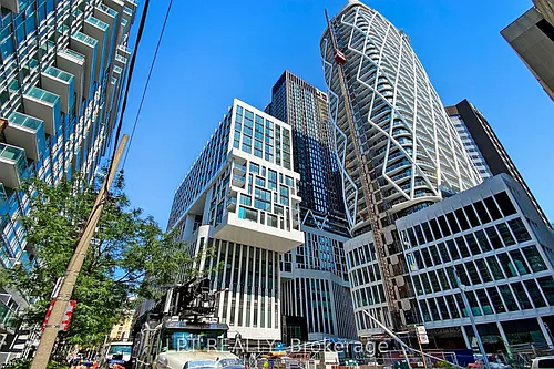 238 Simcoe St #2301 Photo 1