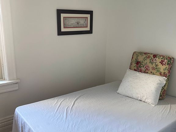 2nd image of 1822 N Kedvale Ave #1