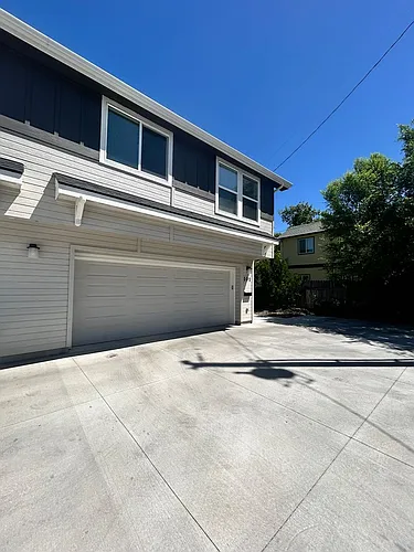 2106 S Vista Ave Photo 1