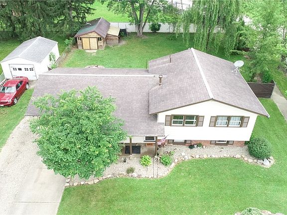 3rd image of 3008 Starlite Dr NW