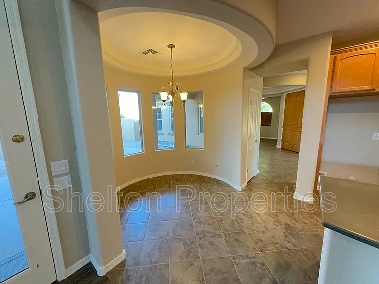 20877 W Court St — Photo 3