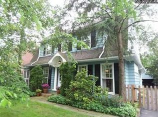 2994 Warrington Rd, Shaker Heights, OH 44120