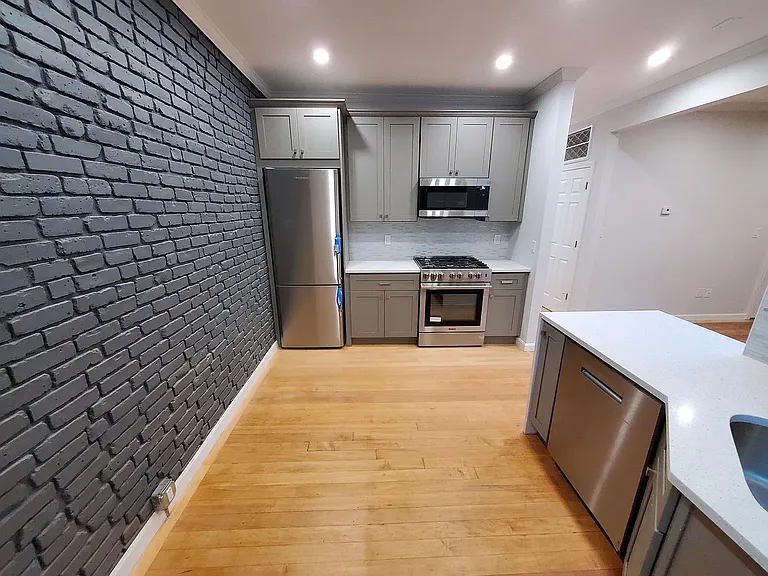 1741 Commonwealth Ave #2 — Photo 9
