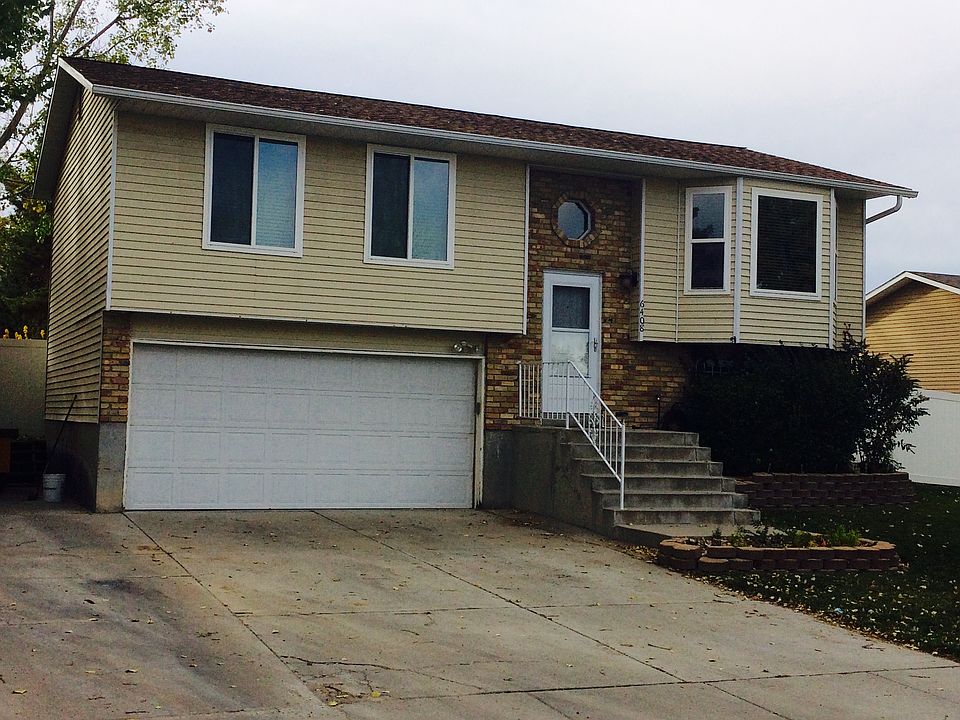 1st image of 6408 S Lobelia Dr