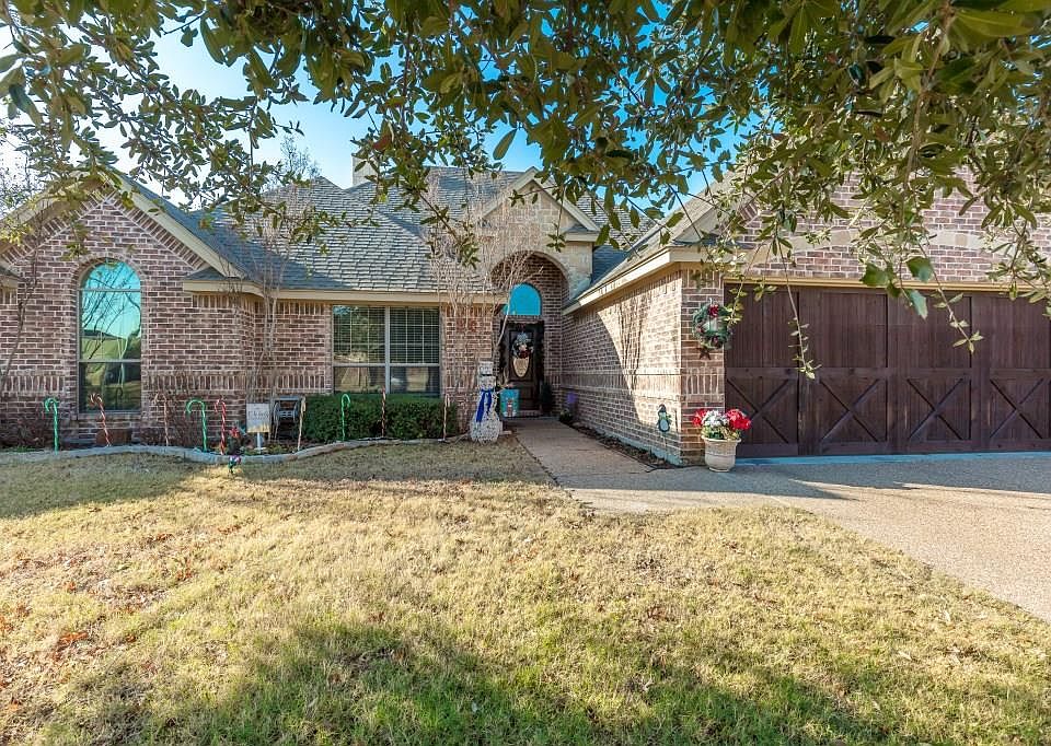 1st image of 306 Spyglass Dr