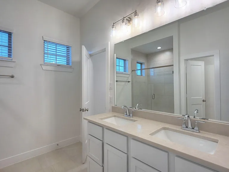 1535 Crystal Stream Dr — Photo 37