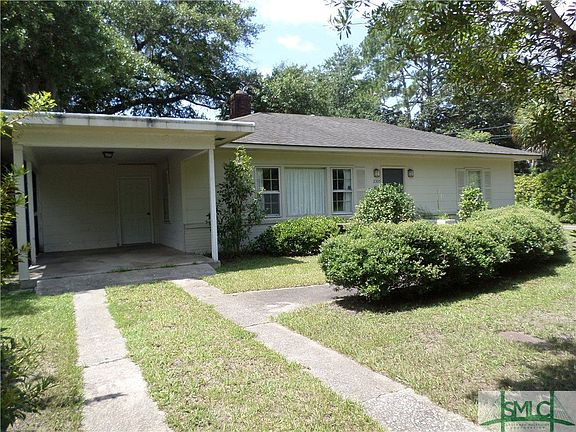 2nd image of 2305 Camelia Ct