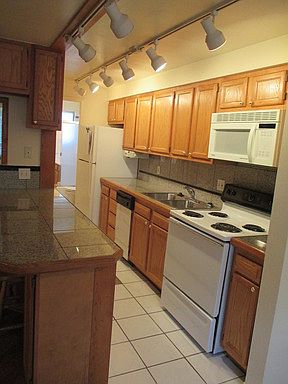 4th image of 640 S Lashley Ln APT 203