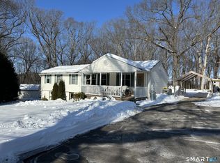 215 Spring St, Manchester, CT 06040