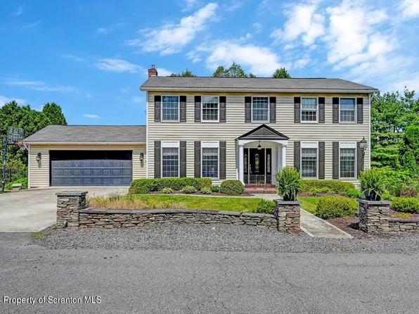 113 Upland Ter, Clarks Summit, PA 18411