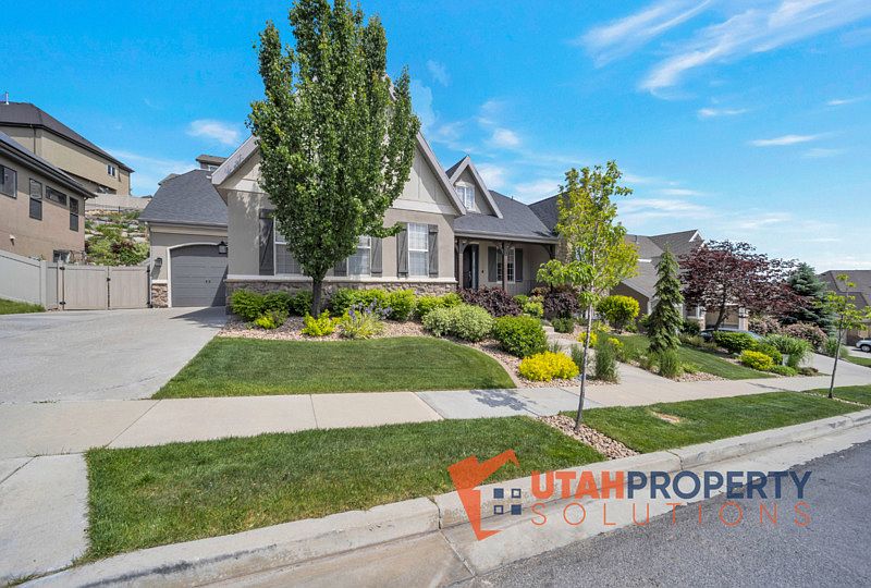 1st image of 5146 N Ravencrest Ln