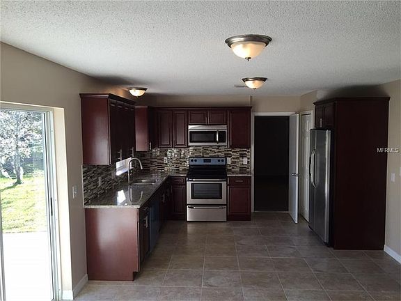 3rd image of 477 Dove Dr