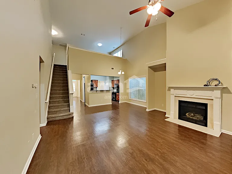 2263 Worrall Hill Dr — Photo 3