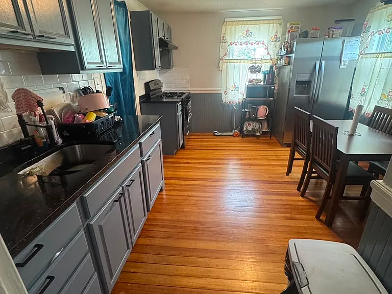 29 Sammet St #2 — Photo 1