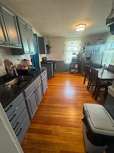29 Sammet St #2 Photo 1