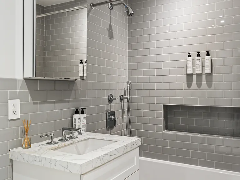 43 W 27th St #6R — Photo 10