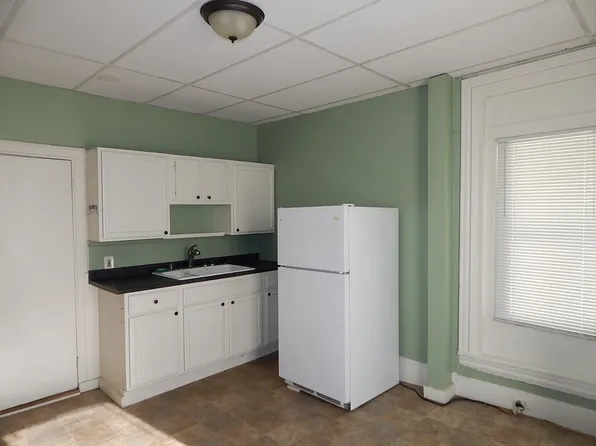 157 Forest, 157 Forest Ave APT 1, Bangor, ME 04401