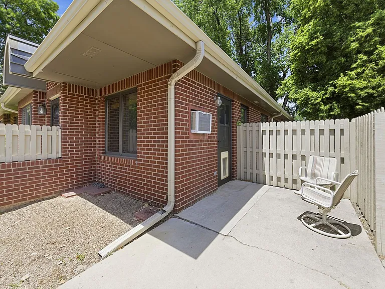 2701 Stover St #G17 — Photo 14